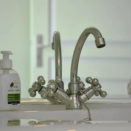 Avenue De La Gare 3*