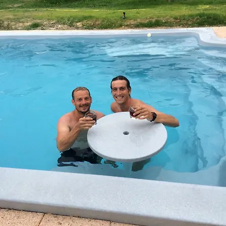 Avenue De La Gare Bed & Breakfast