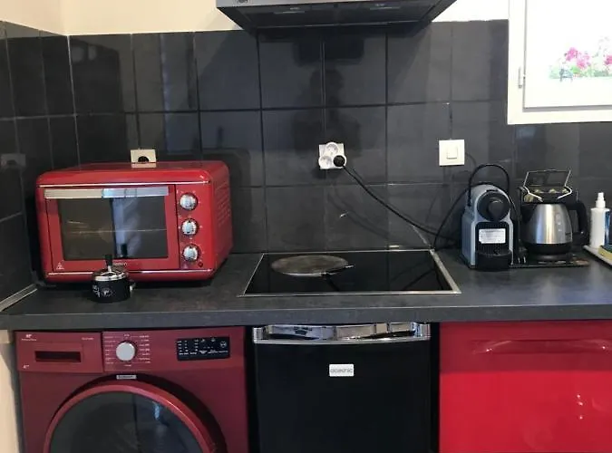 Avenue De La Gare Отель типа 