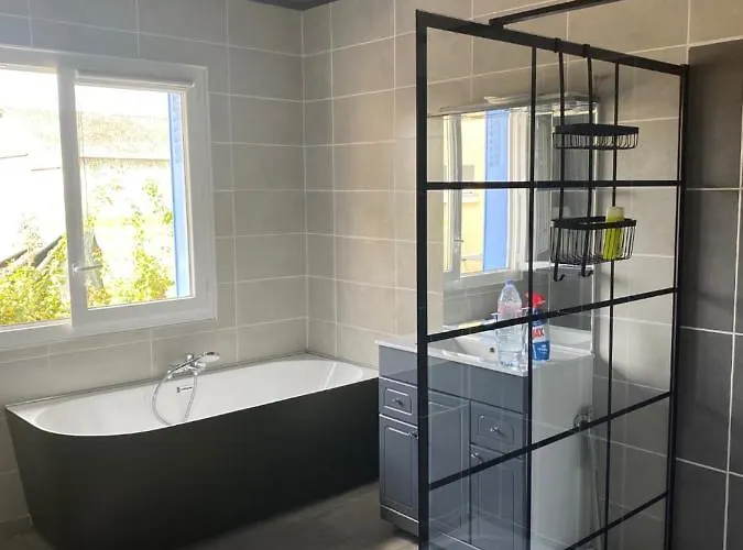 Avenue De La Gare Отель типа 