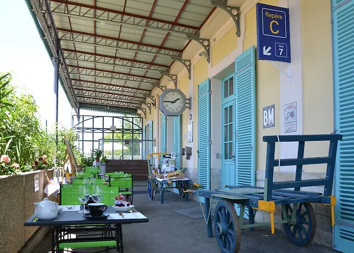 Avenue De La Gare Отель типа 