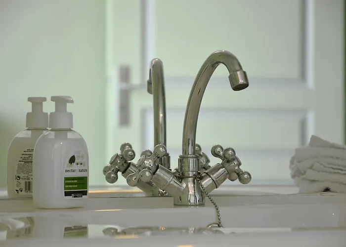 Avenue De La Gare 3*